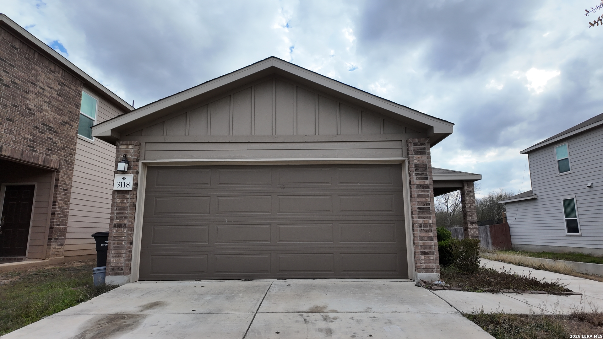 3118 Comanche — photo