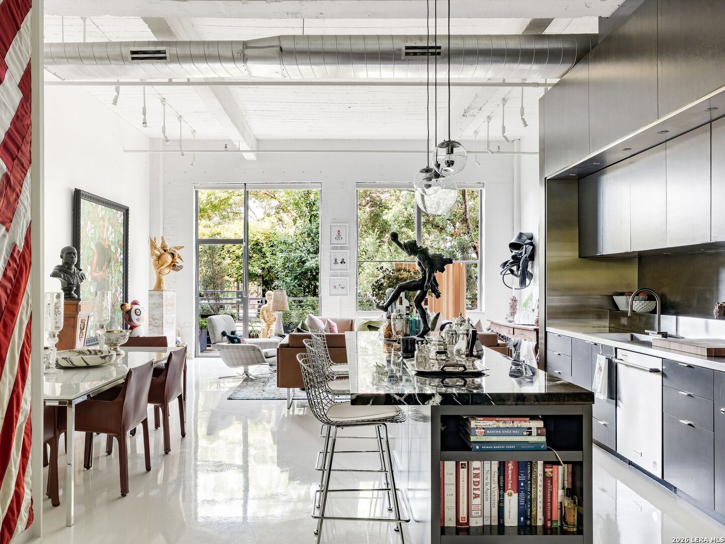 114 Camp Street 107 — photo