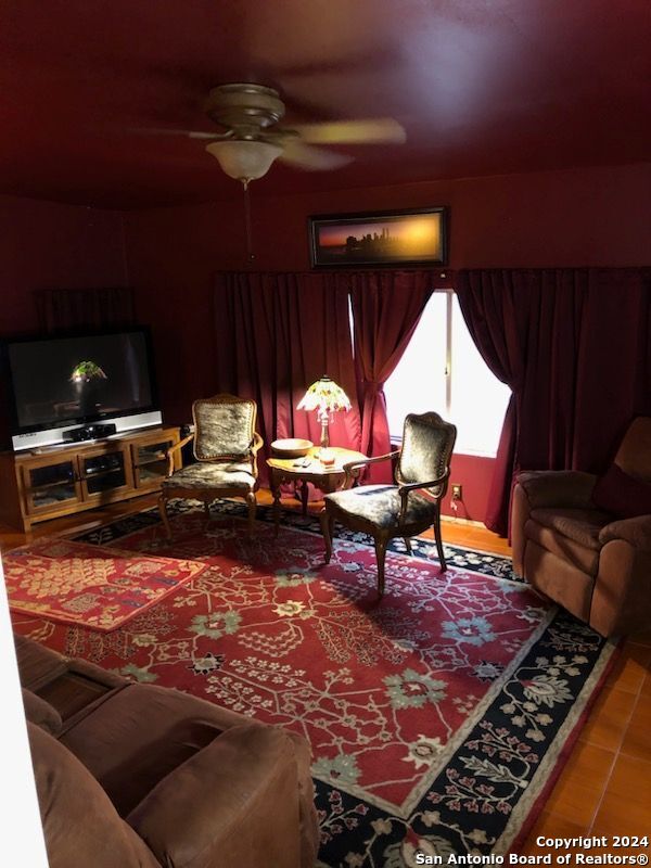 580 CR 663, Devine, TX 78016 — photo 3