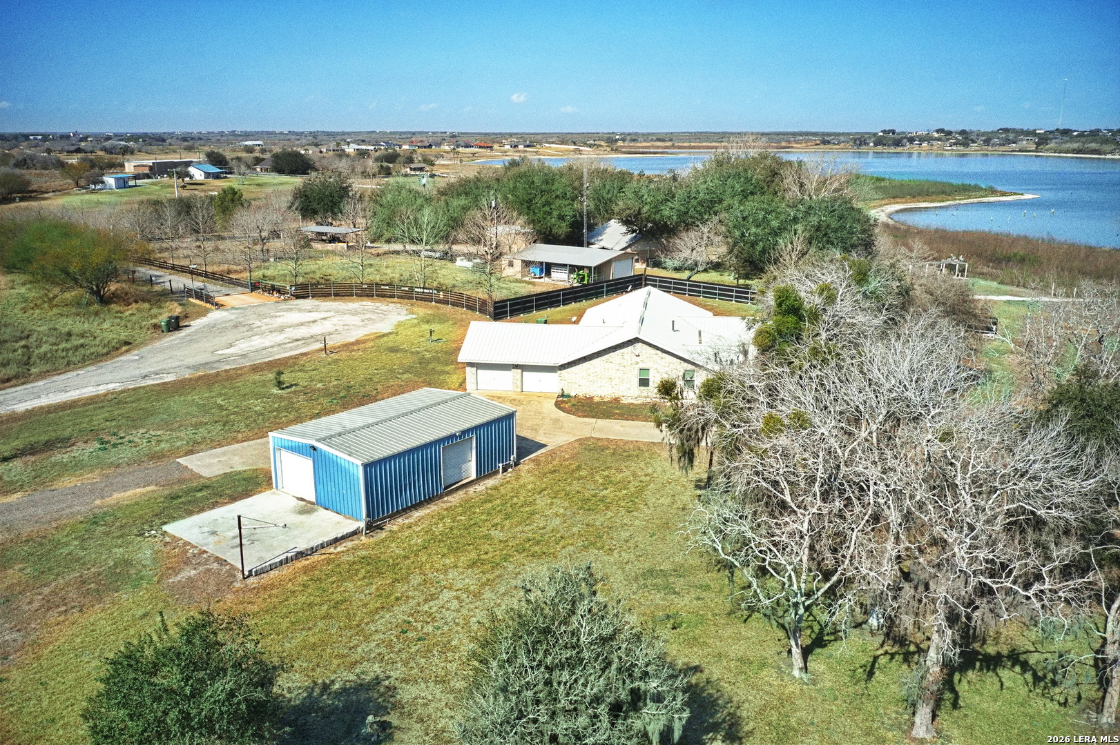 1209 County Road 3651 — photo