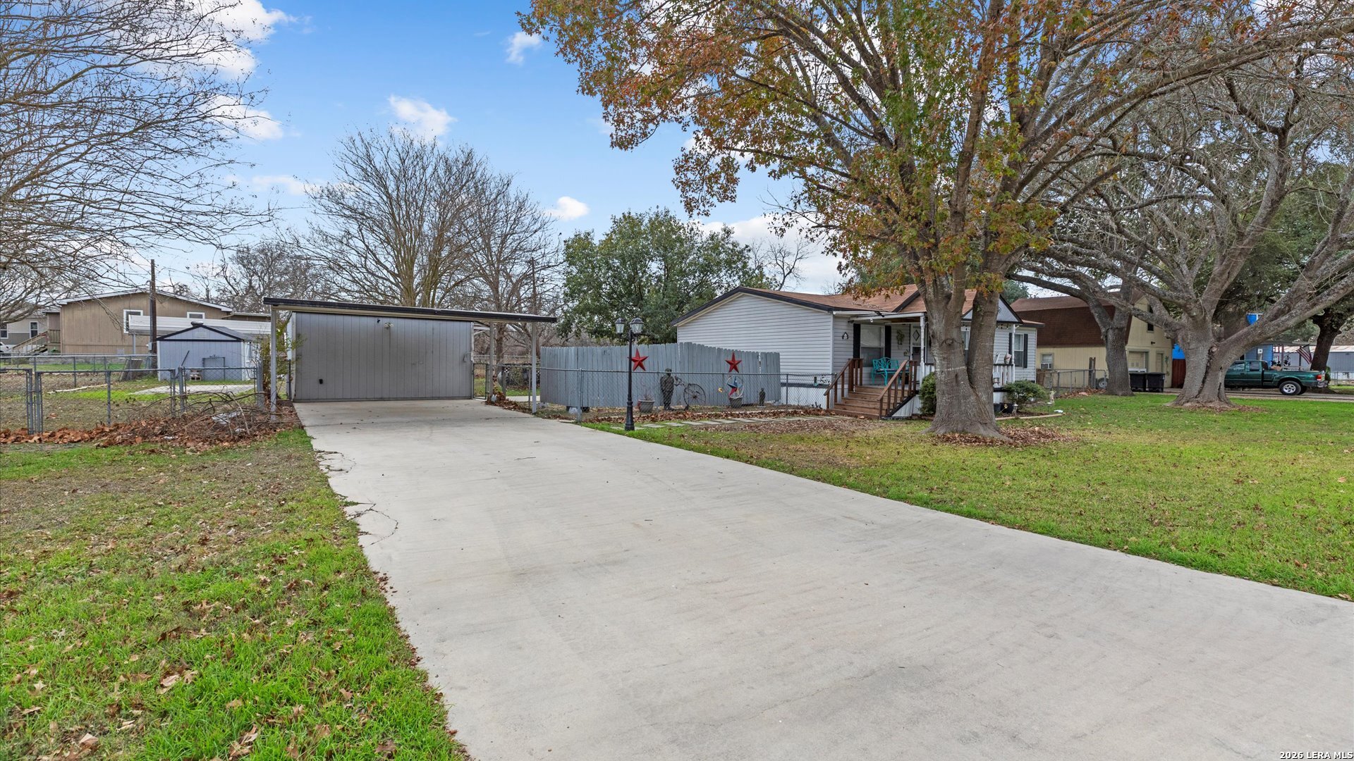 1656 NW Pecan — photo