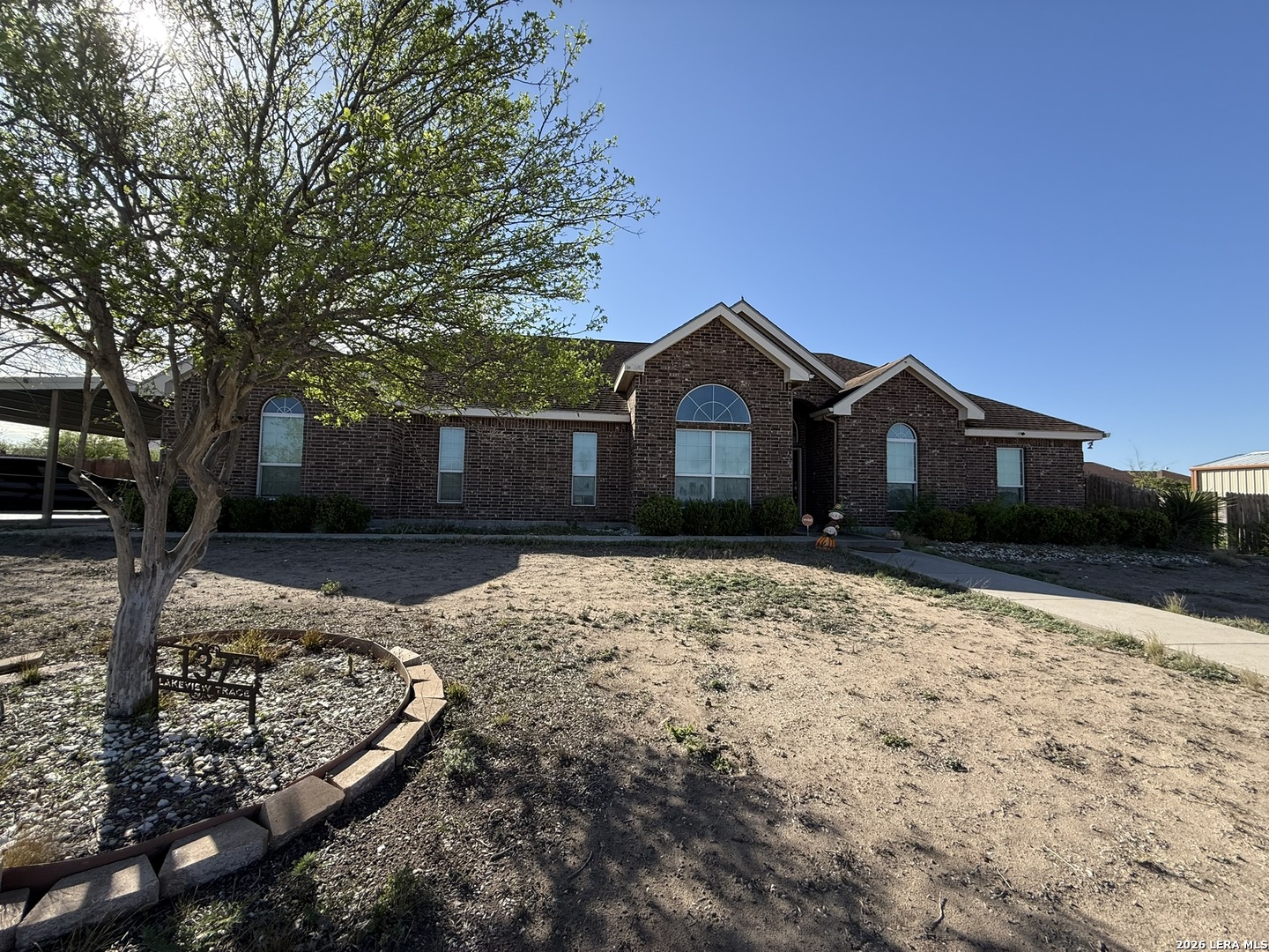 137 Lakeview Trace, Three Rivers, TX 78071