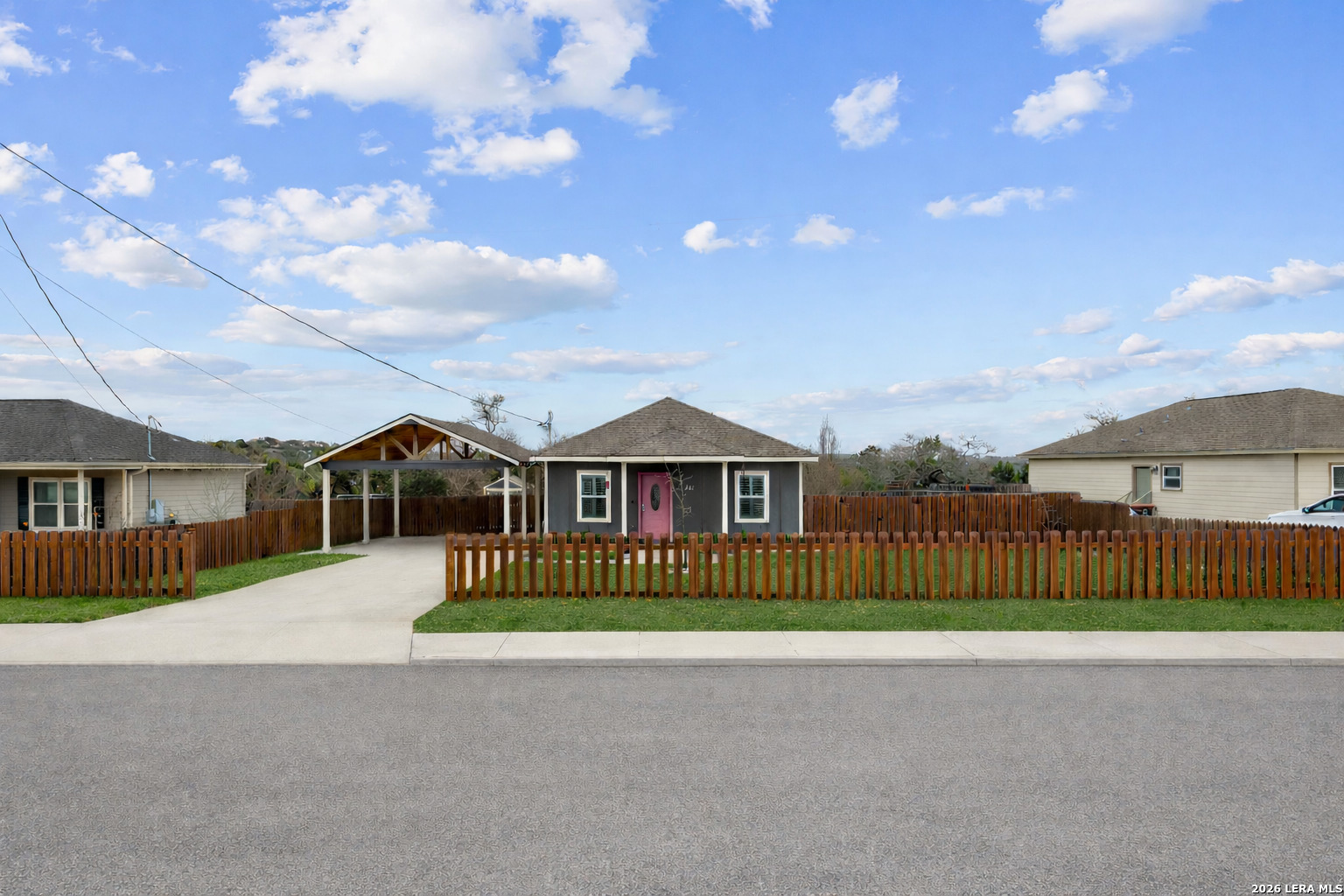 441 Cimarron, Spring Branch, TX 78070 — photo 2