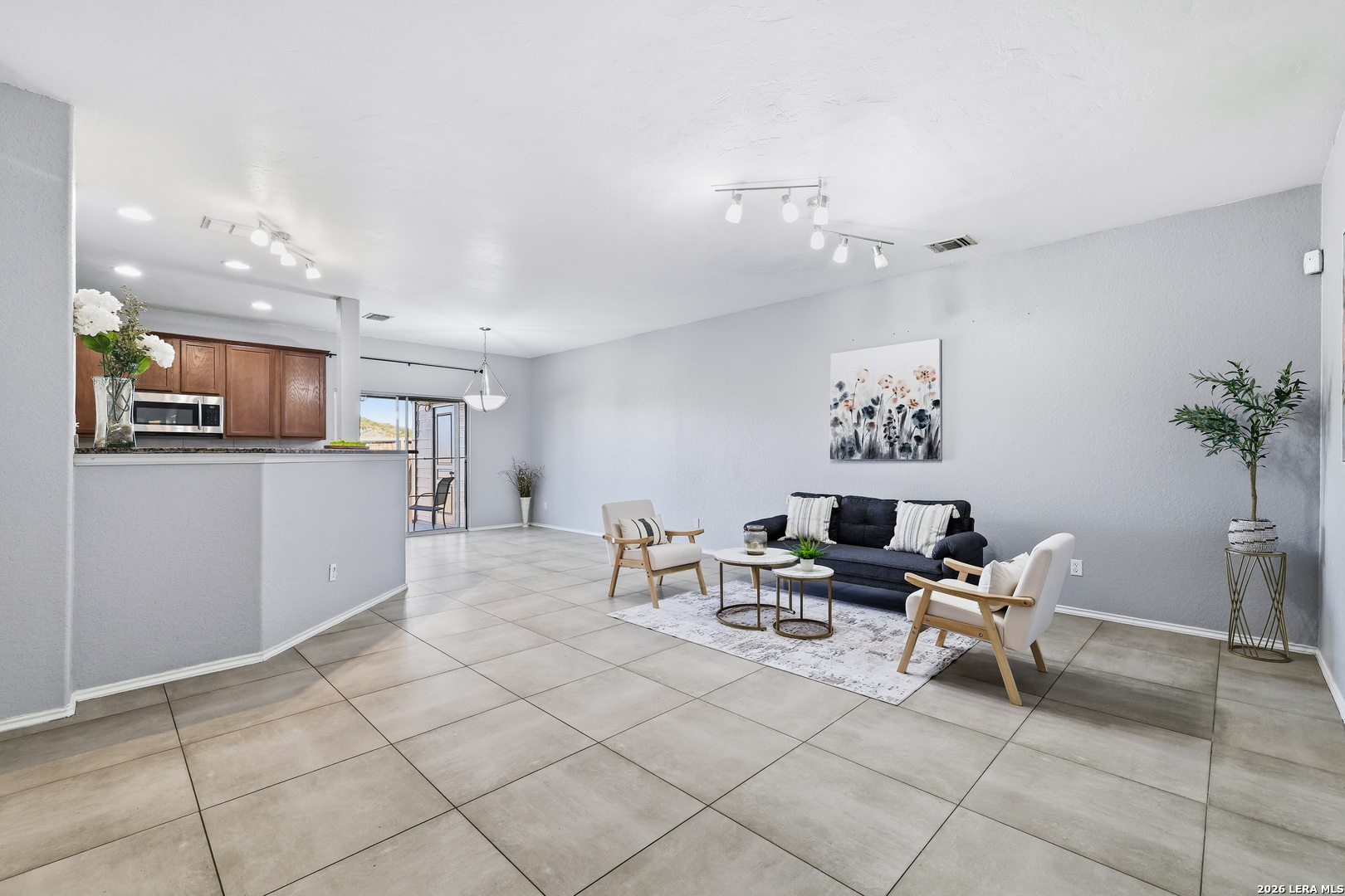 26918 Villa Toscana — photo