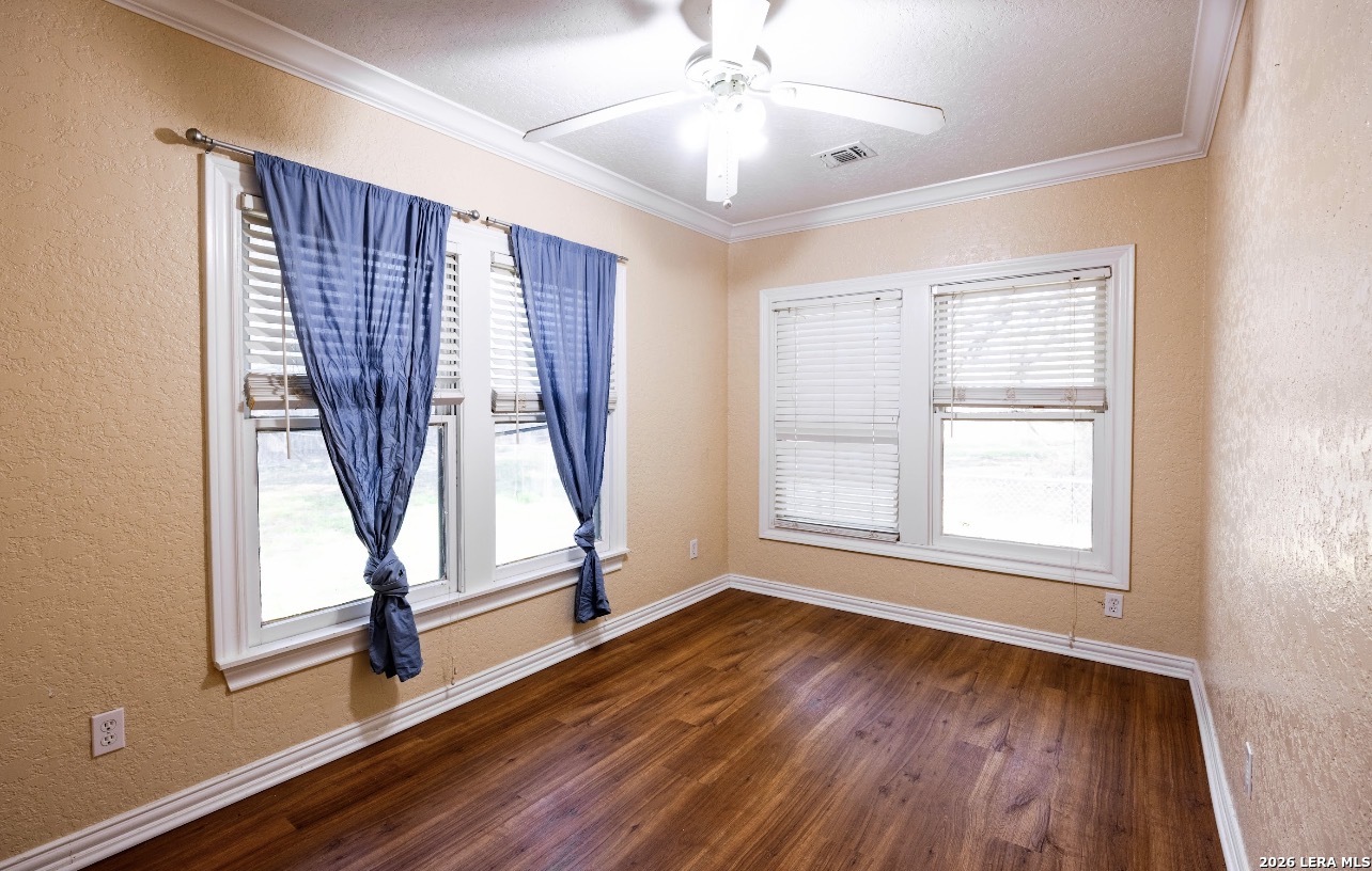 149 carroll, Poth, TX 78147 — photo 3