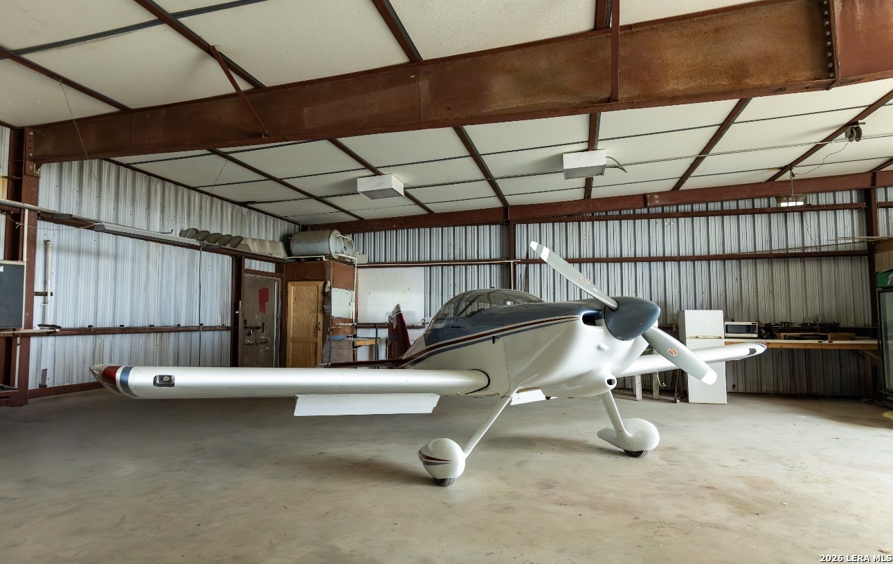 120 Vagabond — photo