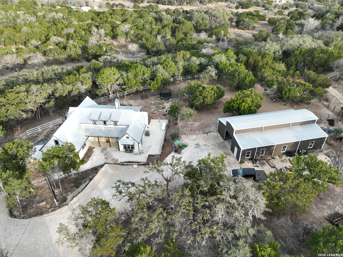 585 English Hollow — photo