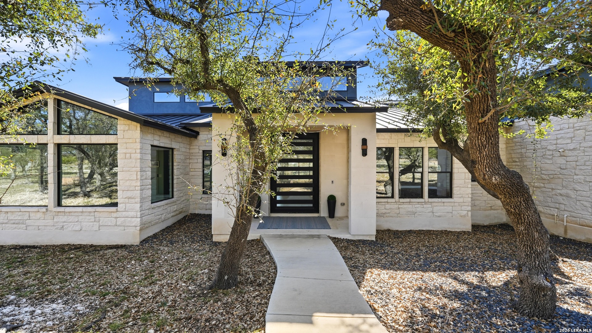 2587 Falling Oak, Blanco, TX 78606 — photo 2