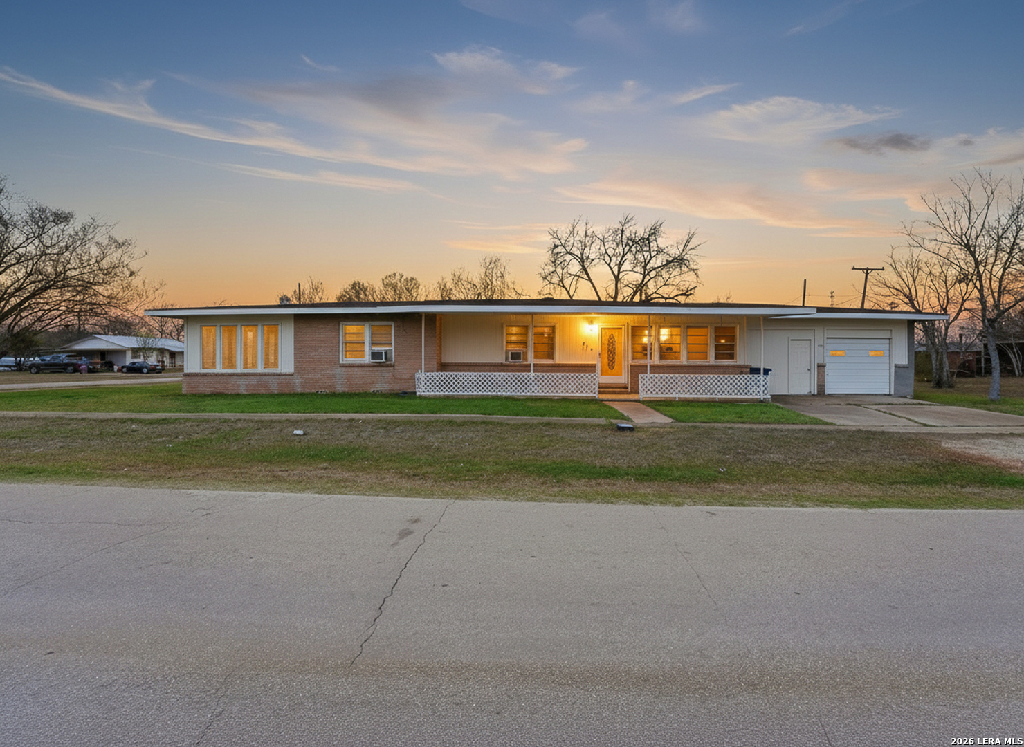 500 N Texas — photo