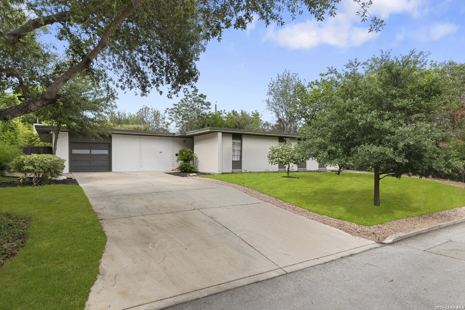 501 Thelma Drive — photo