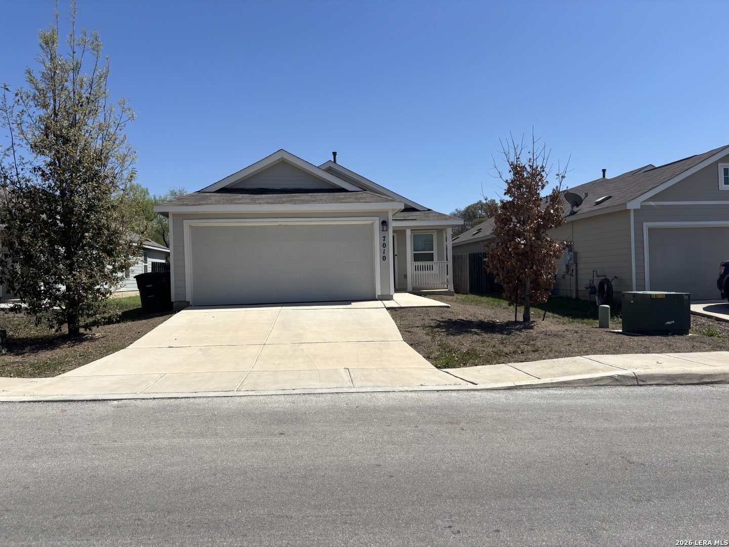 7010 Dominic — photo