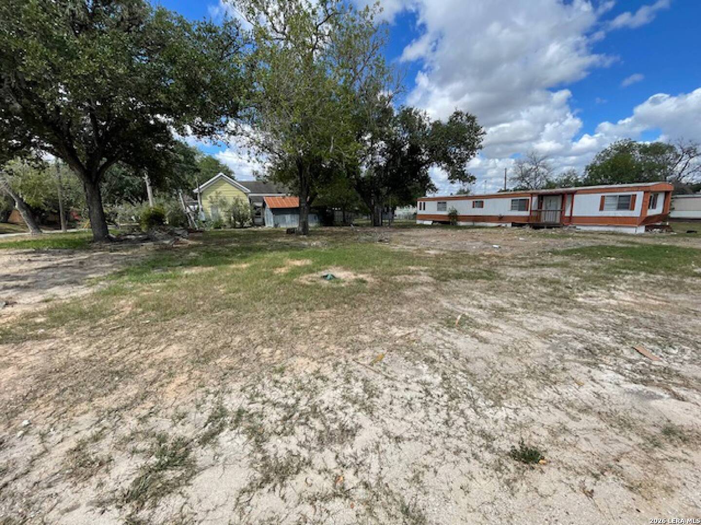 722 School — photo