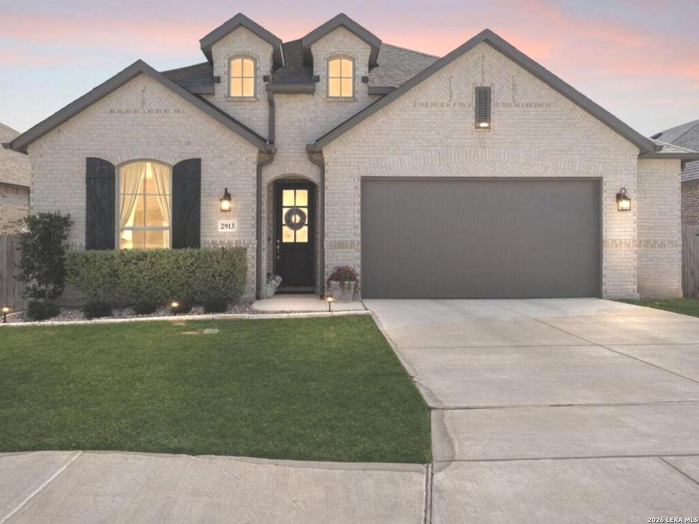 2913 Edinburgh Park — photo