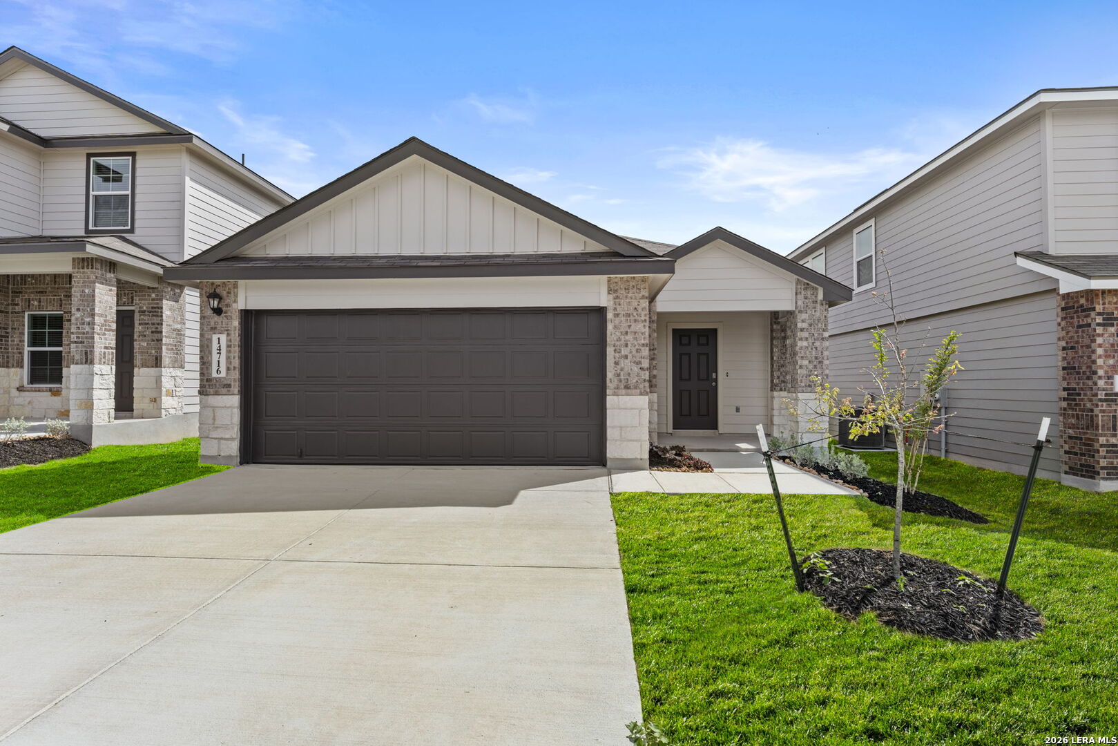 14716 Childress Falls — photo