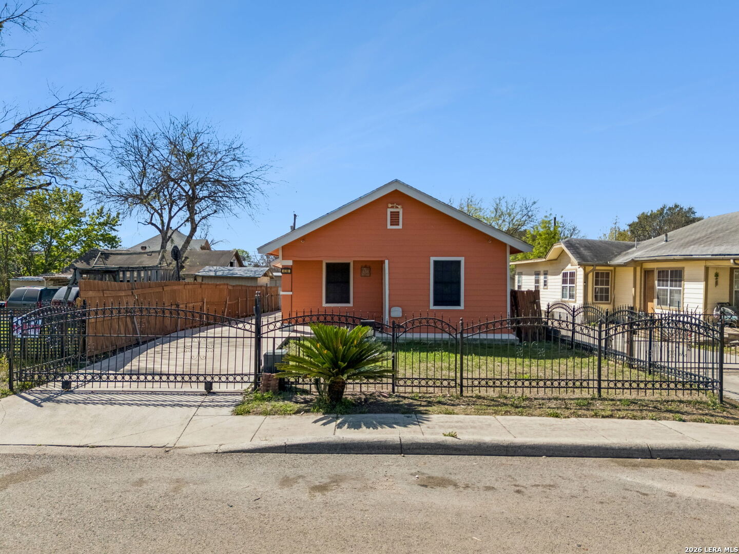 438 Rigsby — photo
