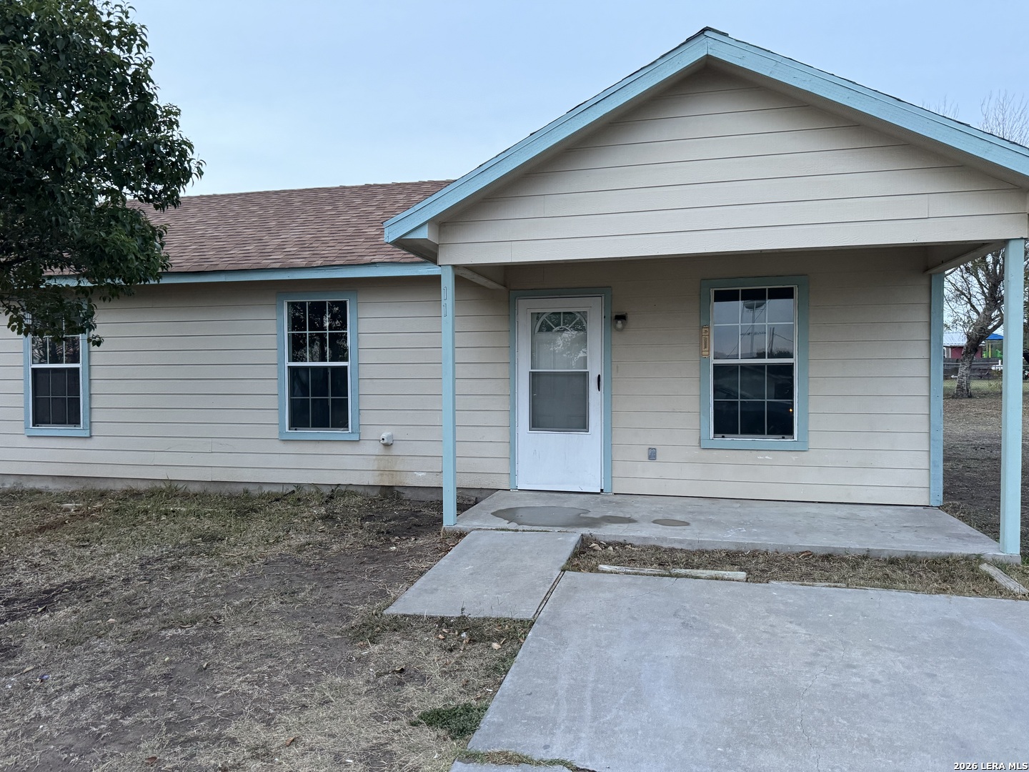 112 San Antonio Street — photo