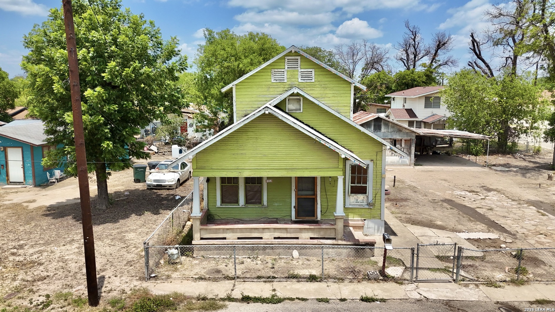 205 Rodriguez — photo