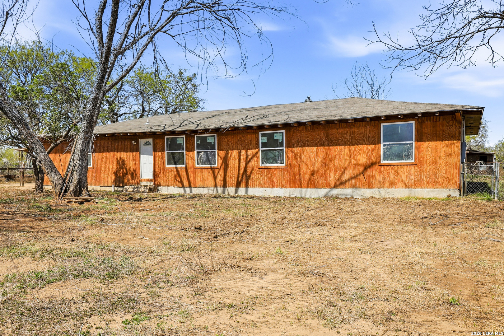 11515 Ford — photo