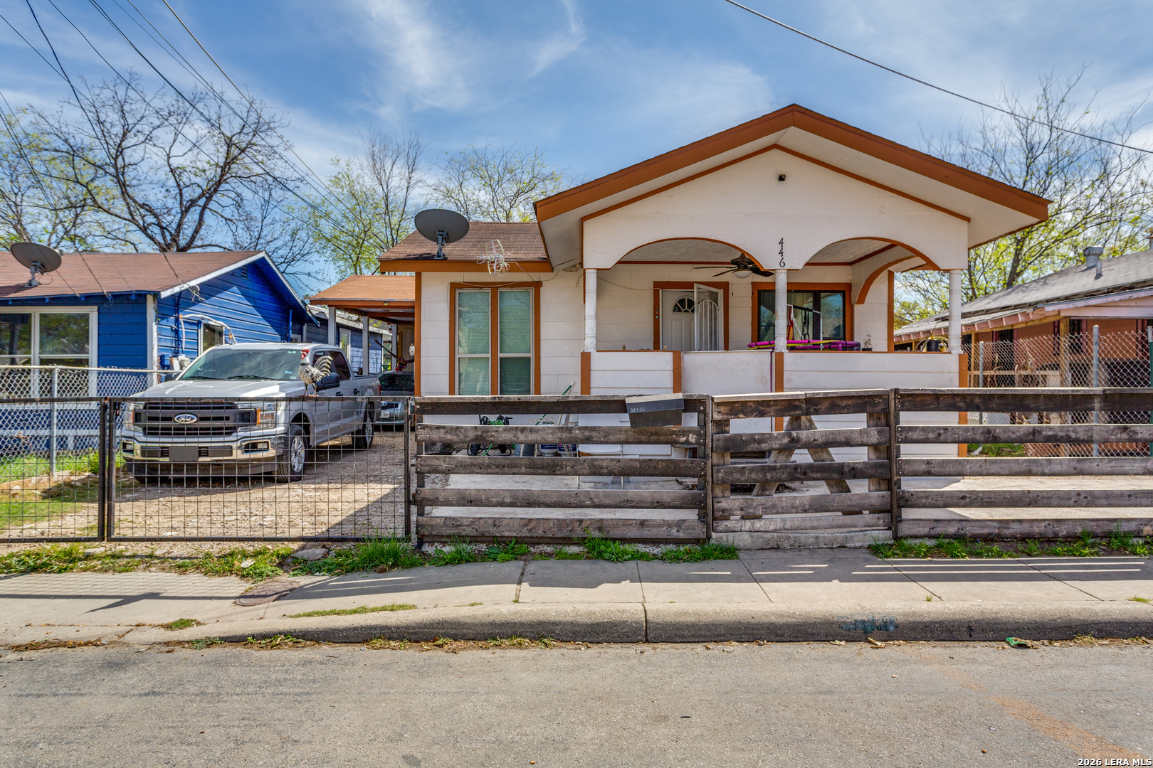 446 Blue Bonnet Street — photo