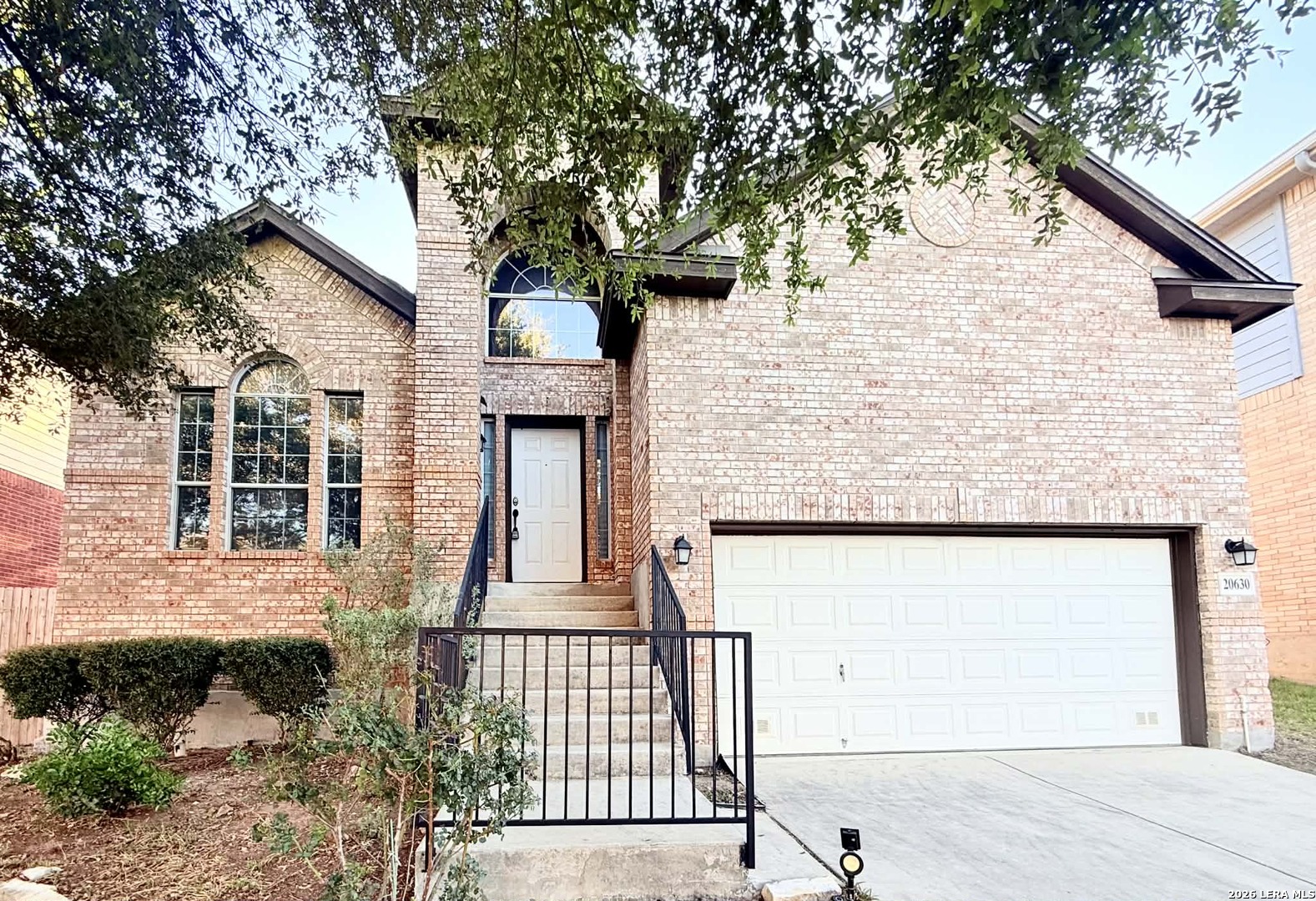 20630 Cliff Park — photo