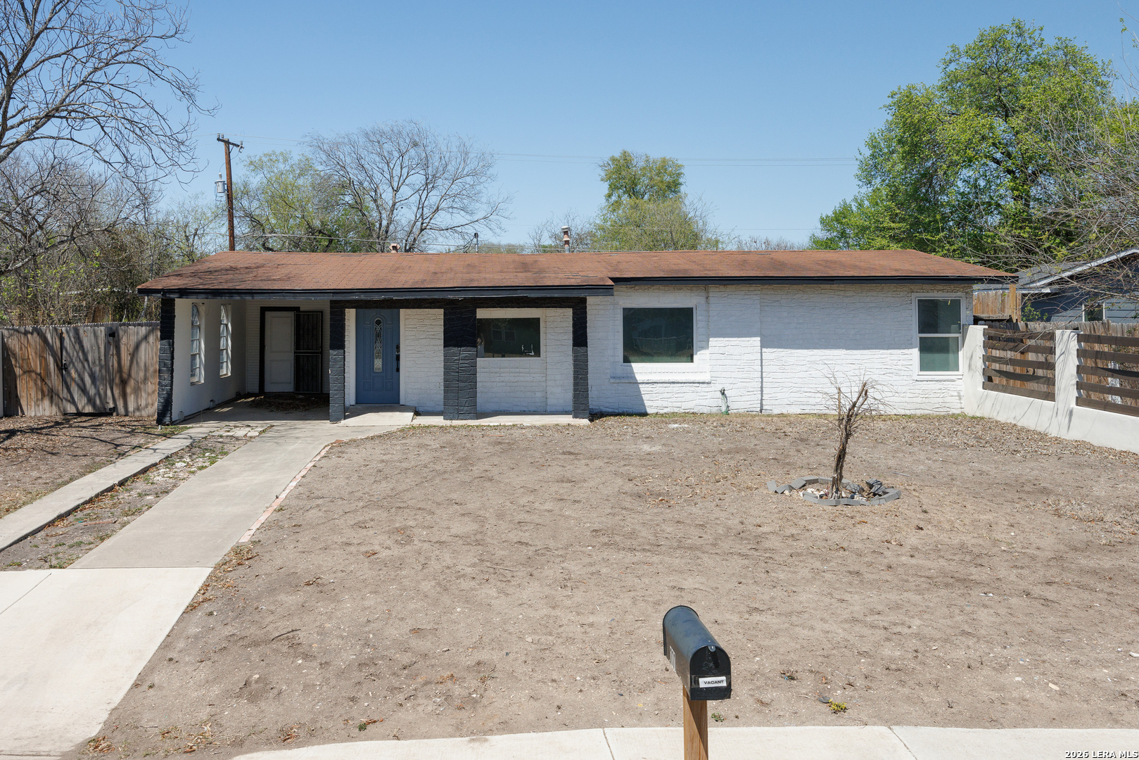 111 Ashford — photo