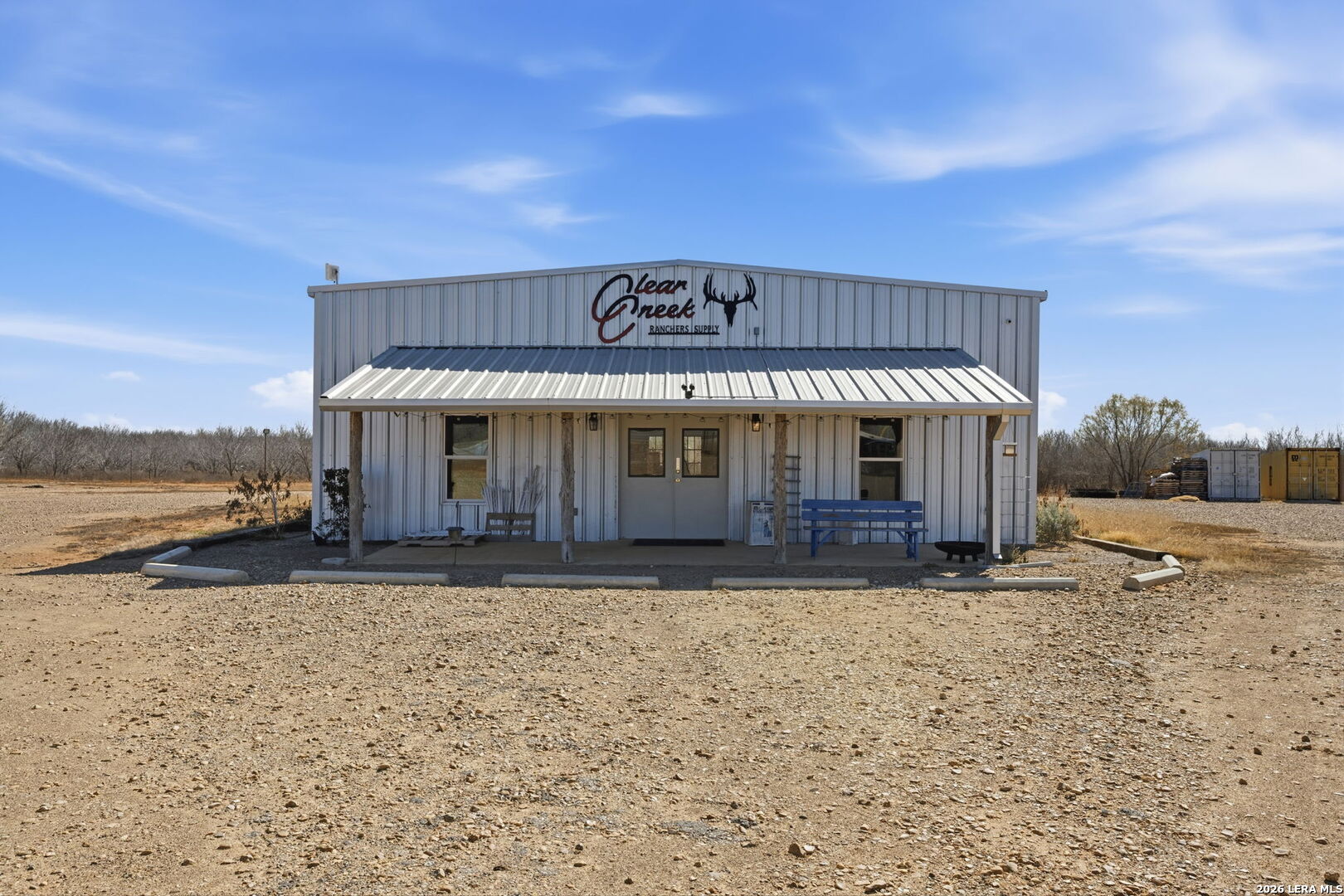 16675 Highway 140 — photo