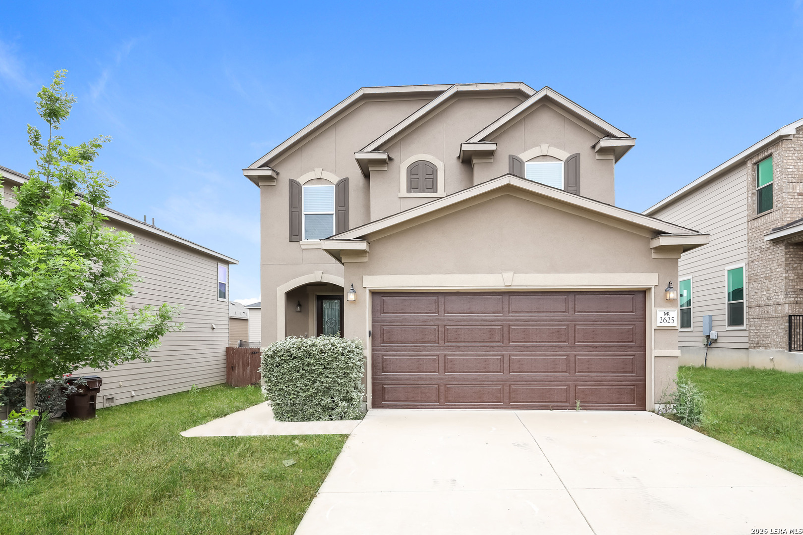 2625 Green Leaf Way — photo