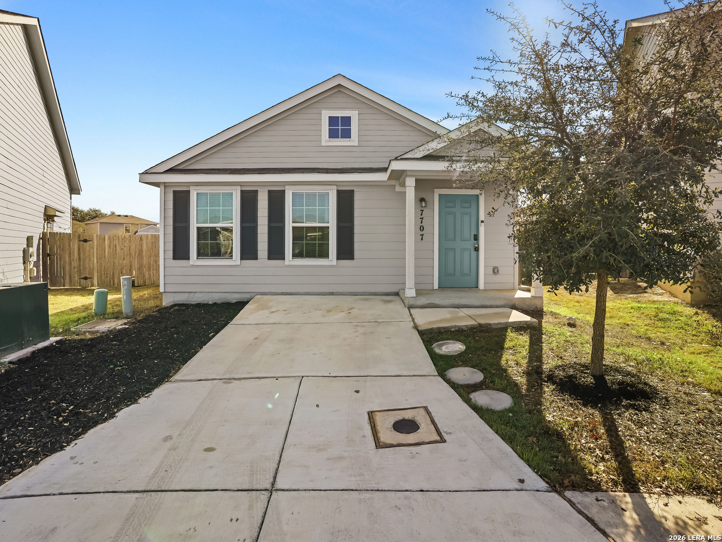 7707 Nopalitos Cove — photo