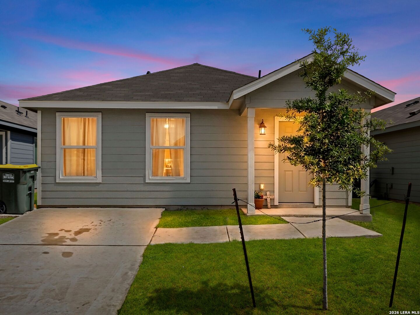 11543 Field Briar — photo