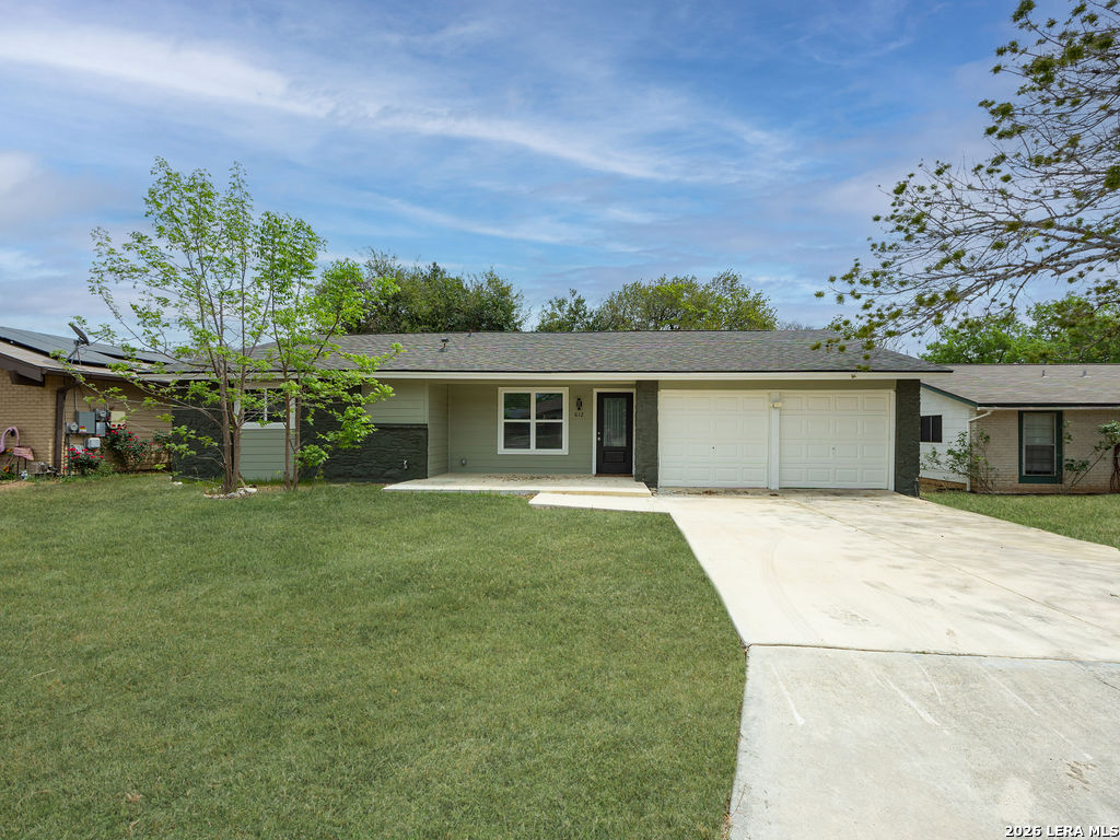 612 Jamie Sue — photo