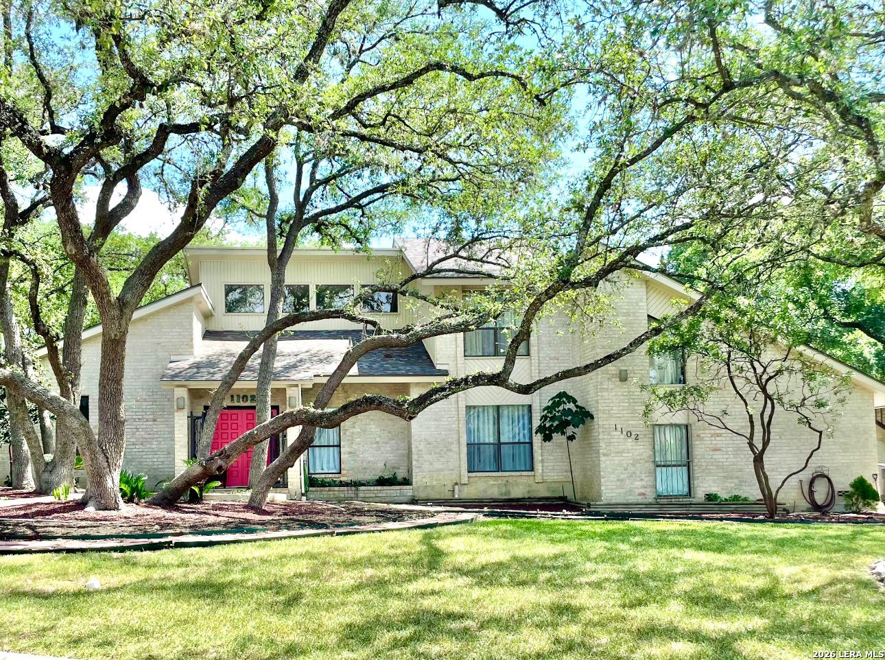 1102 Country Pike — photo