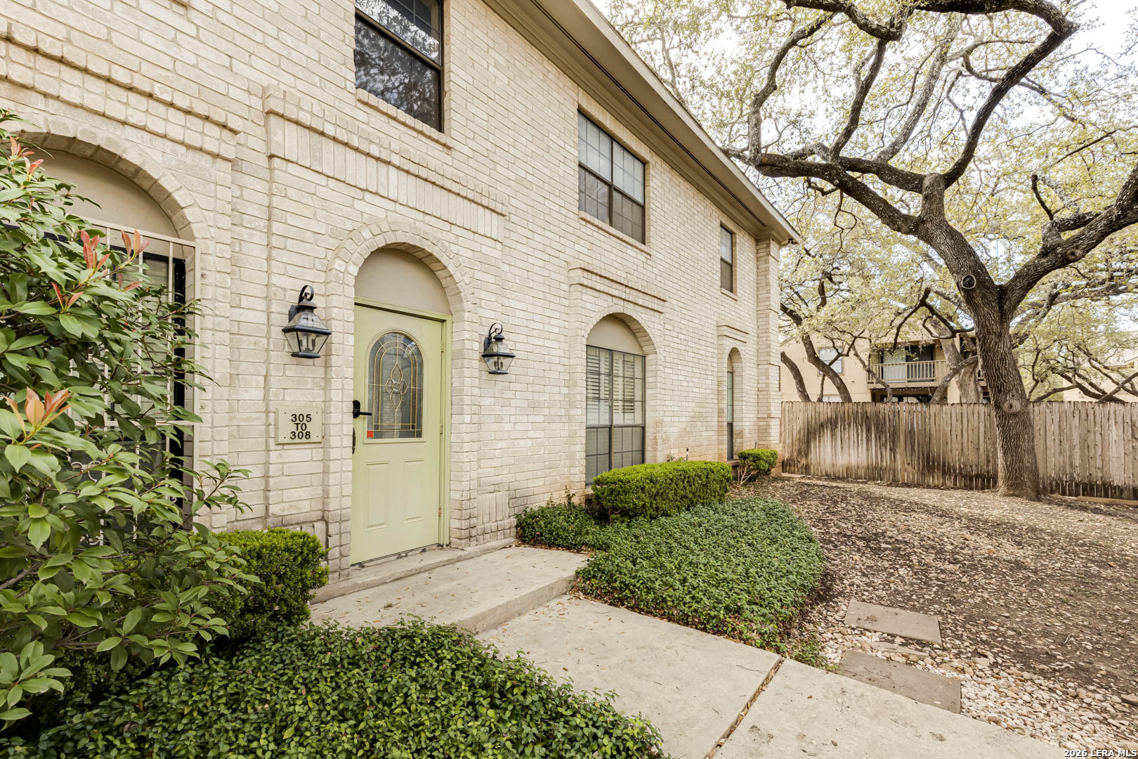 8415 Fredericksburg 307 — photo