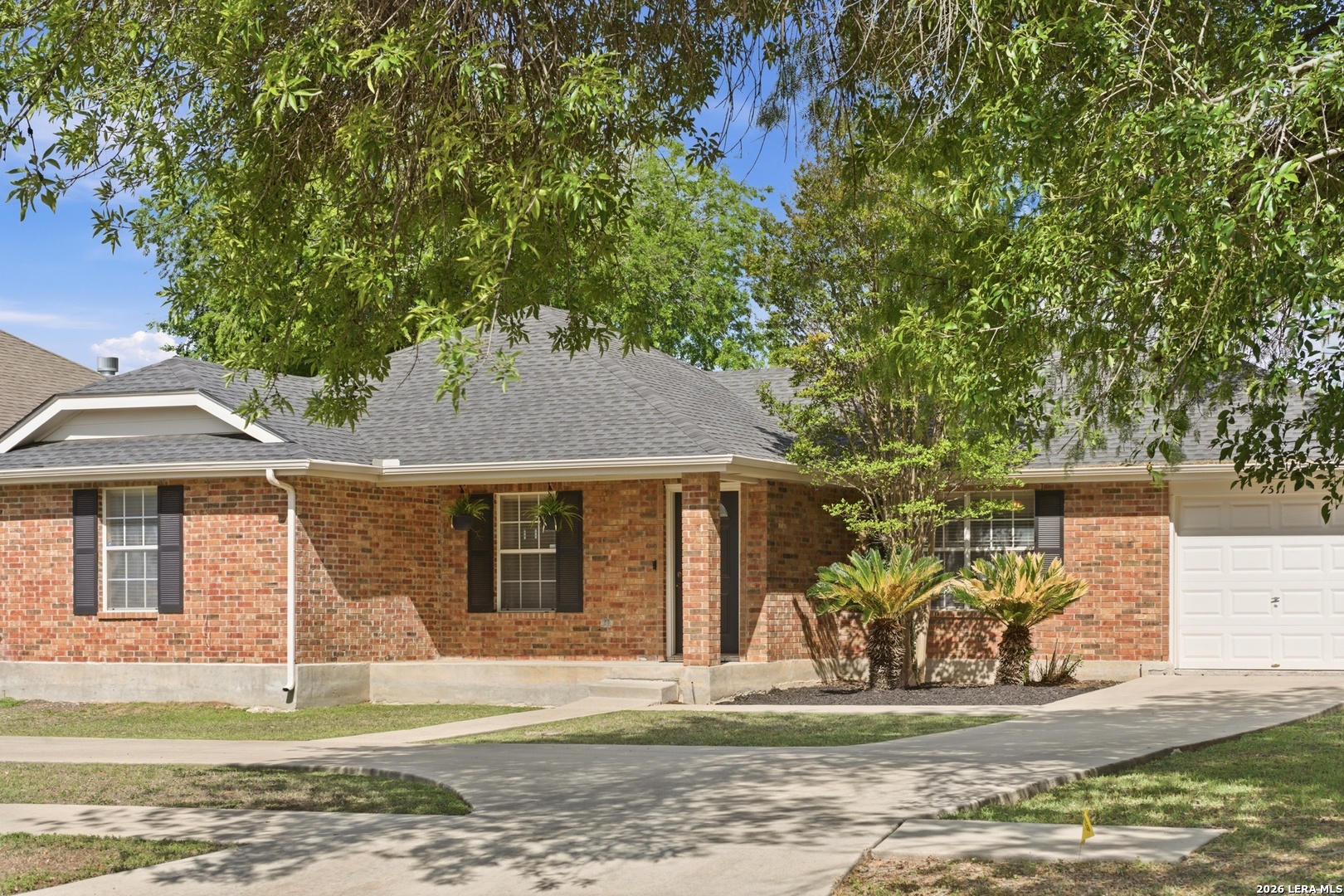 7511 Linkmeadow — photo