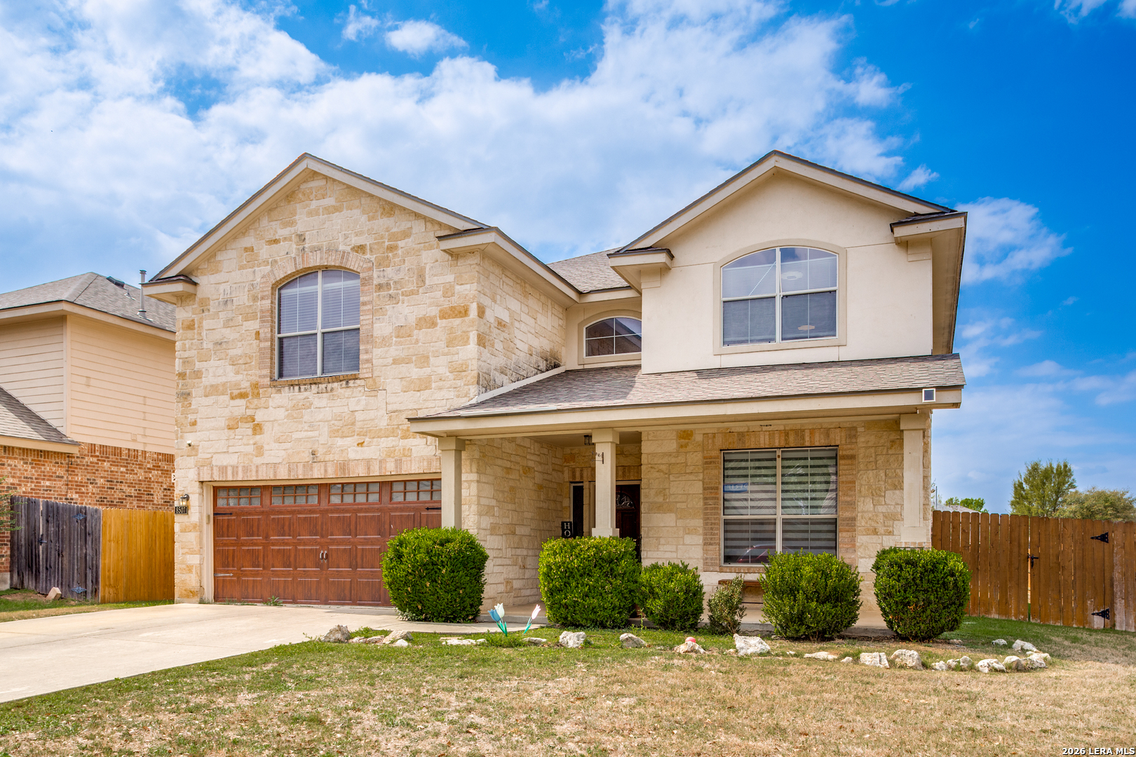 8507 Driftwood Hl — photo