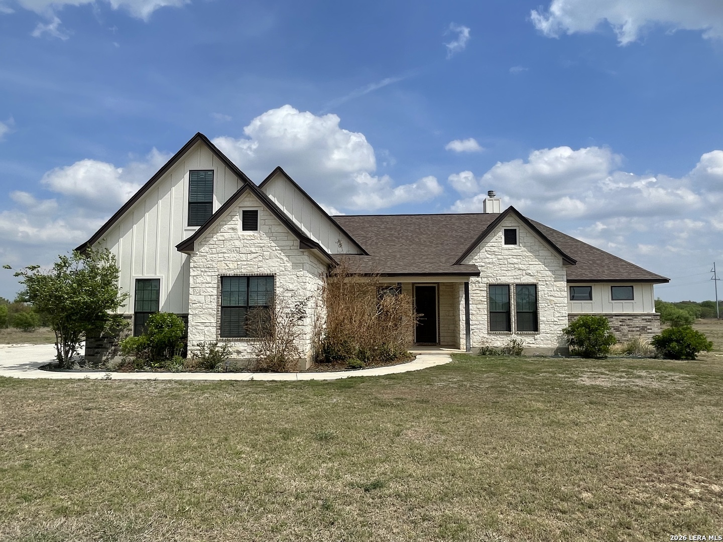 18 Valley View — photo
