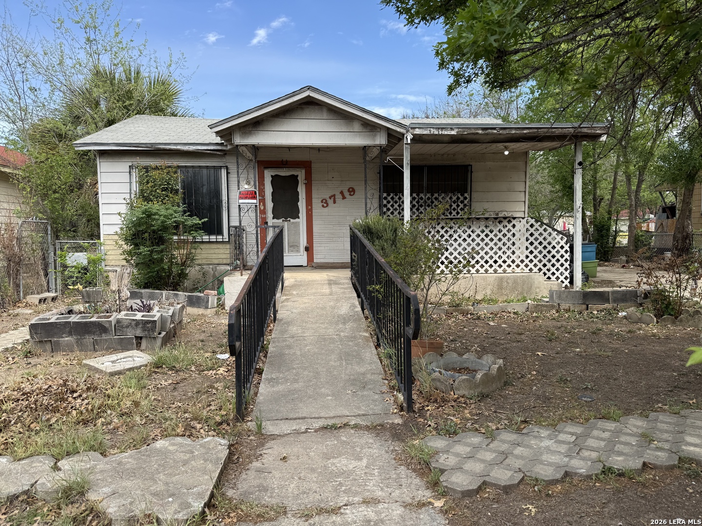 3719 W Houston Street — photo
