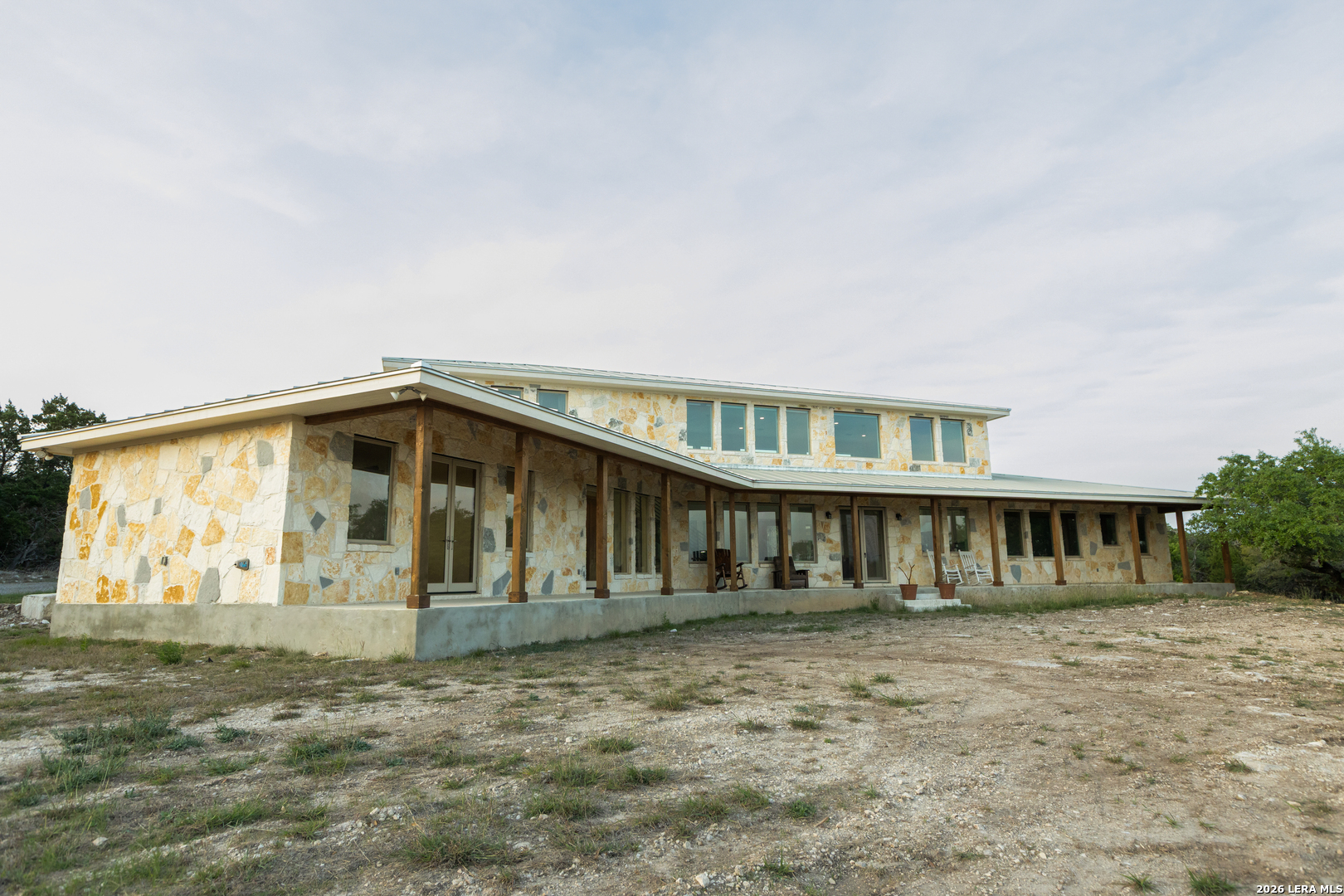 525 Windmill Drive — photo