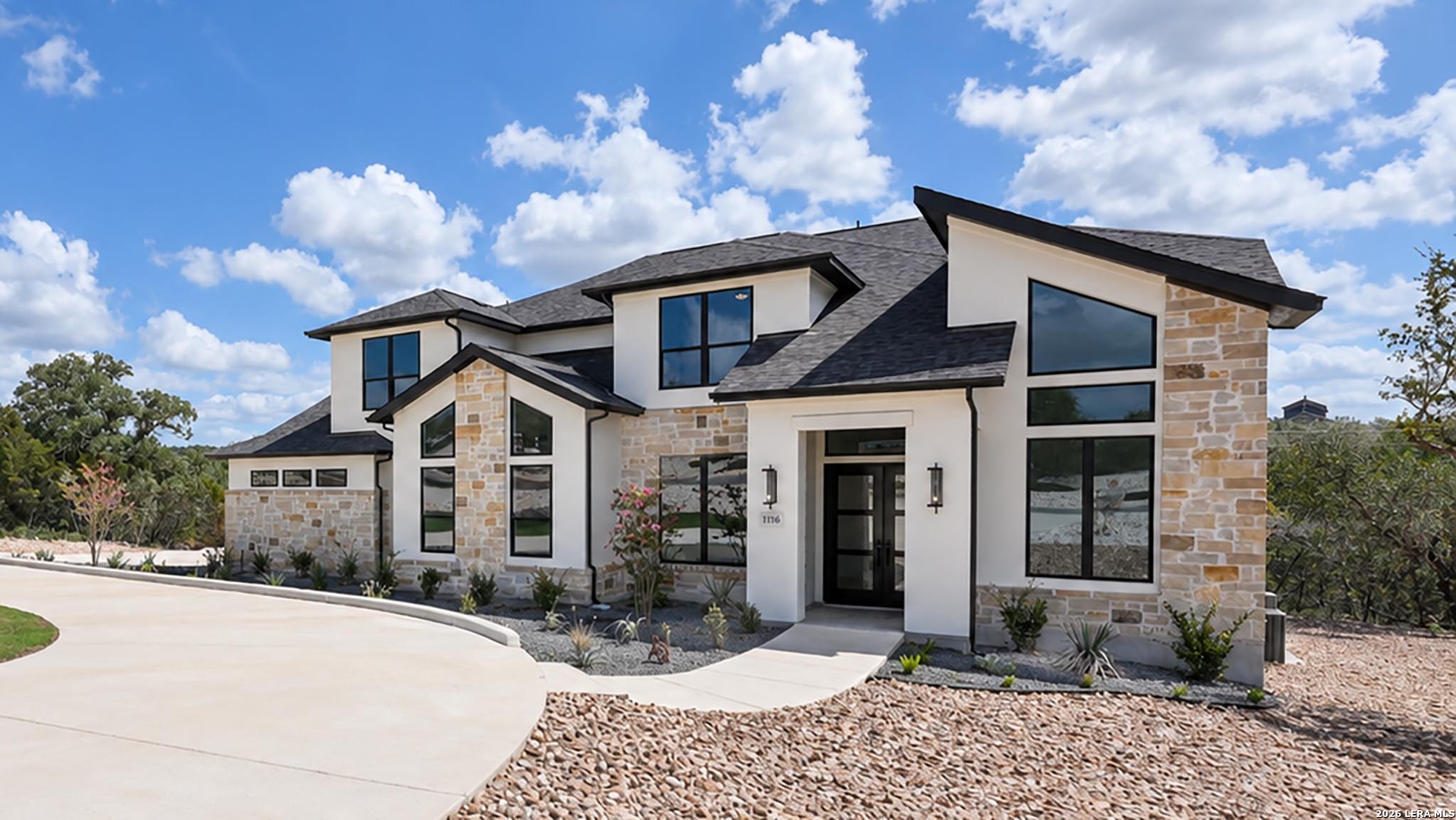 1116 Elm Forest — photo