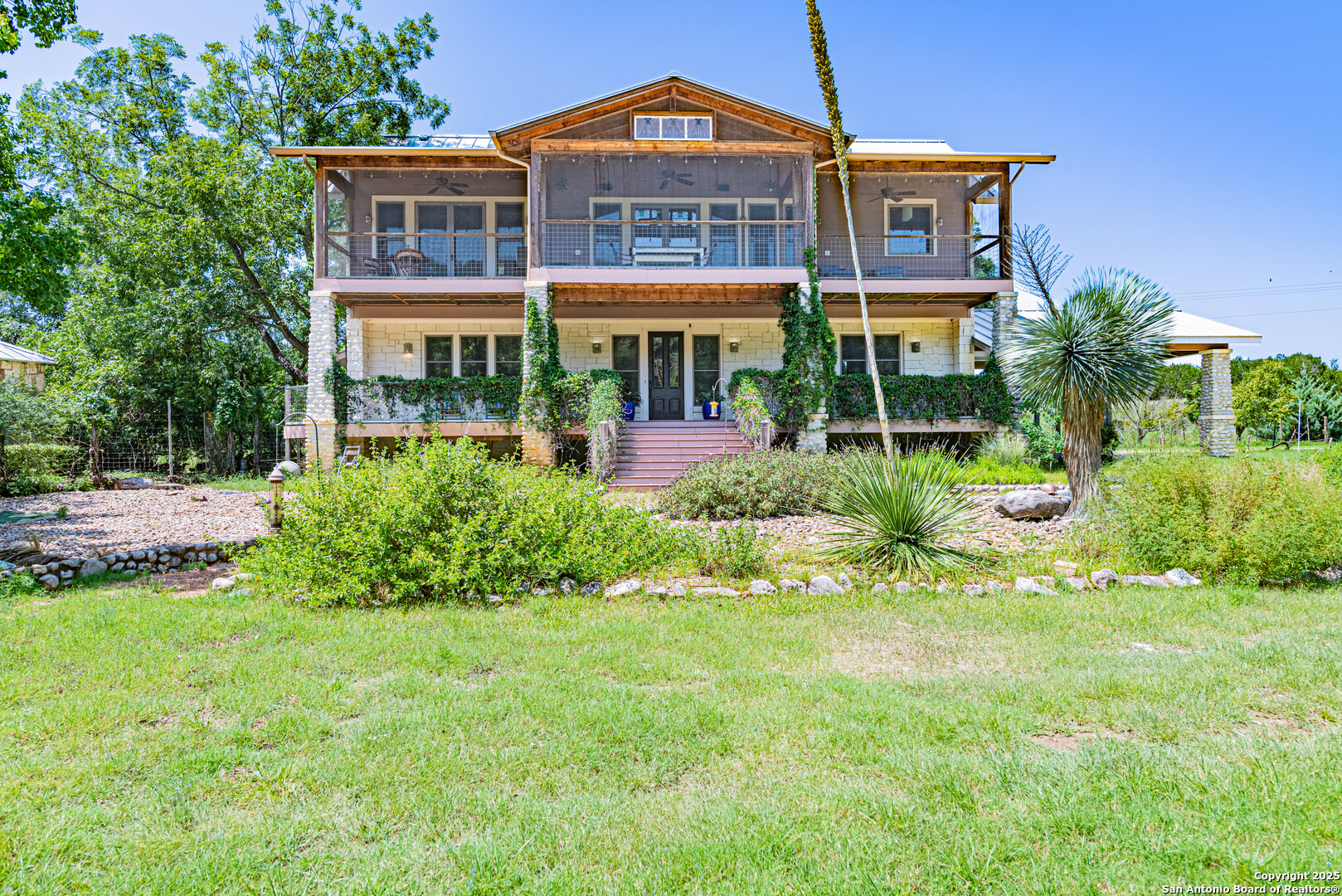 2041 FM 1340 — photo