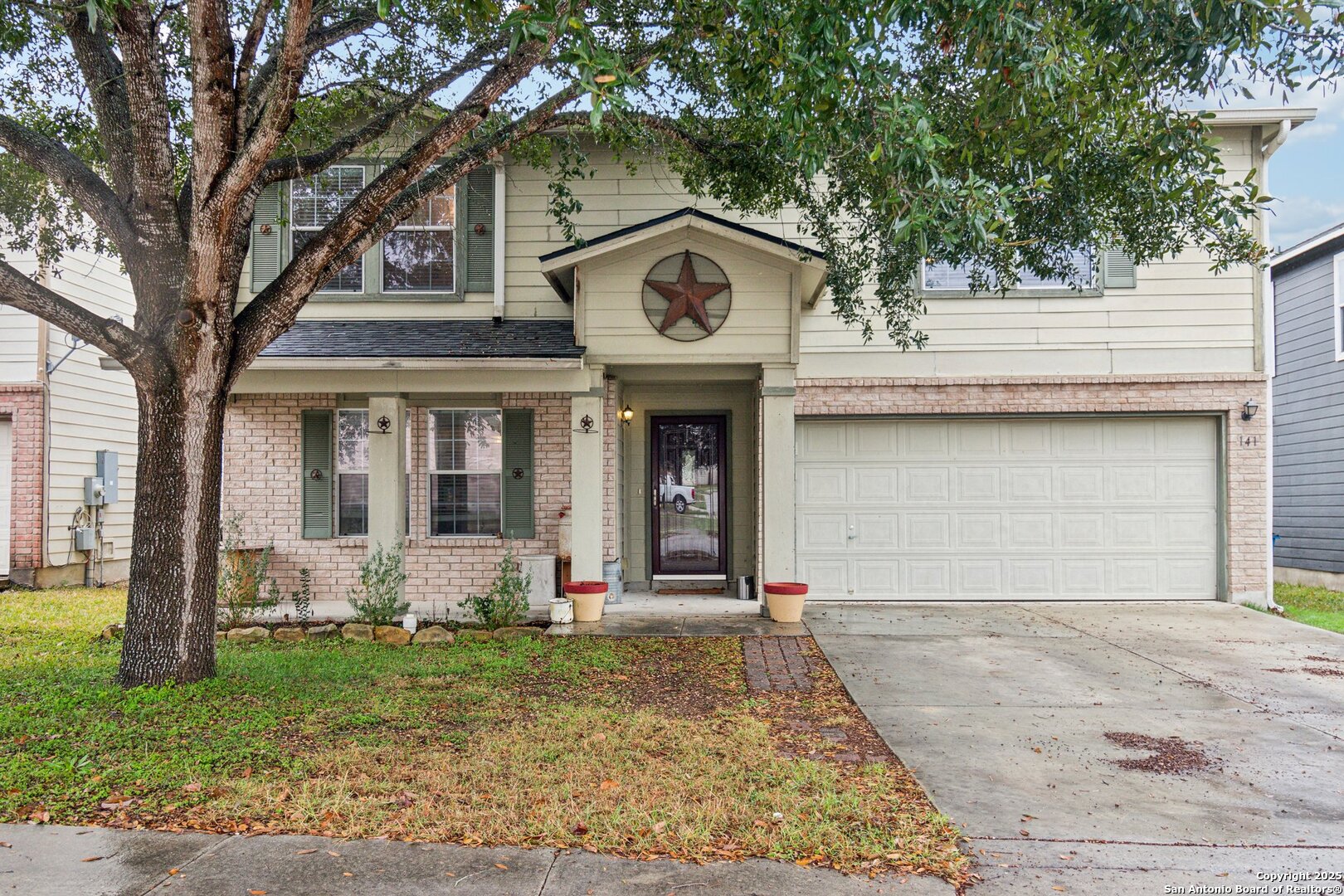 141 Gatewood Fls — photo