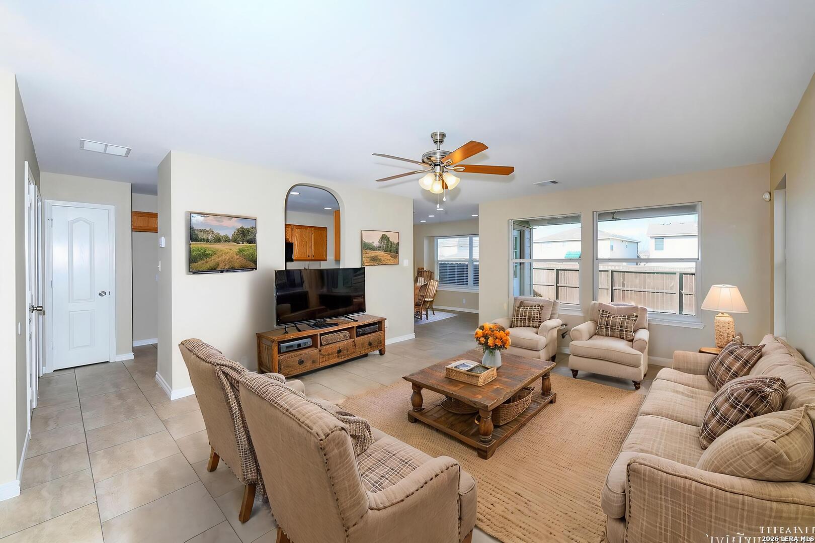 6843 Grapevine Lk — photo
