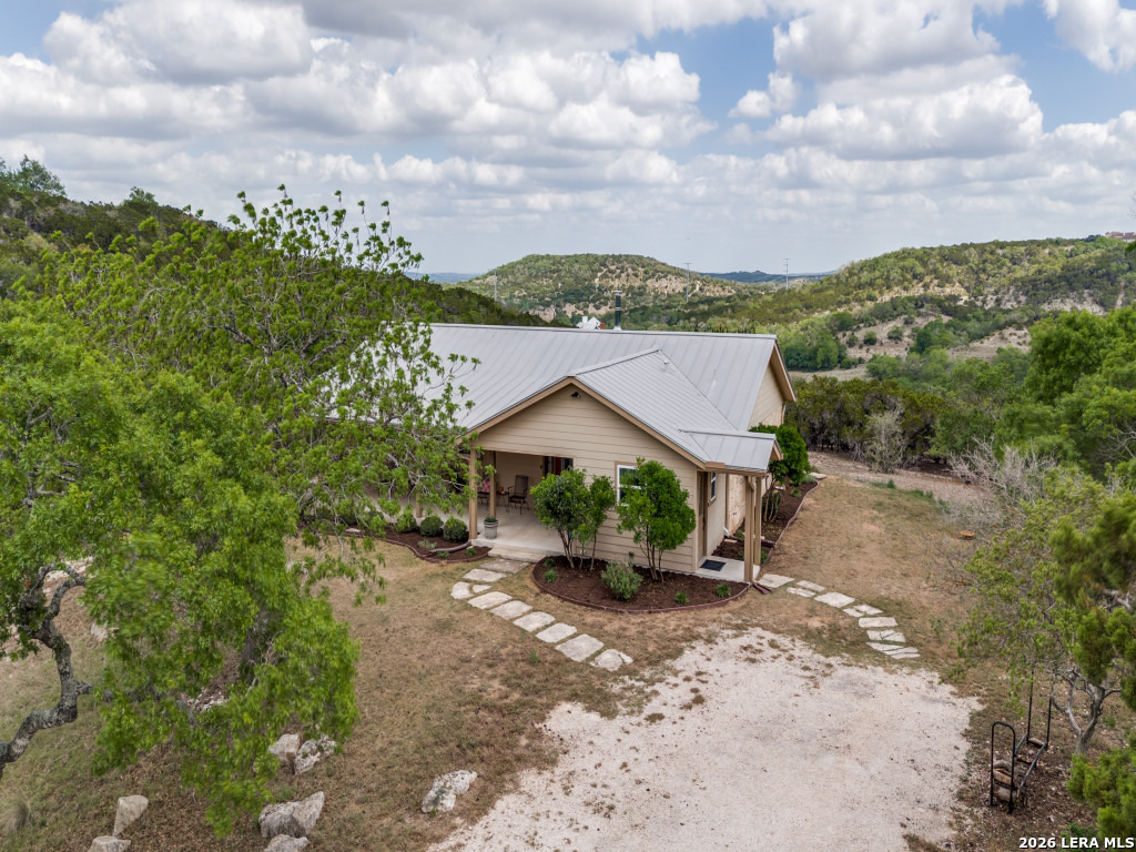 101 Mountain Top Drive — photo