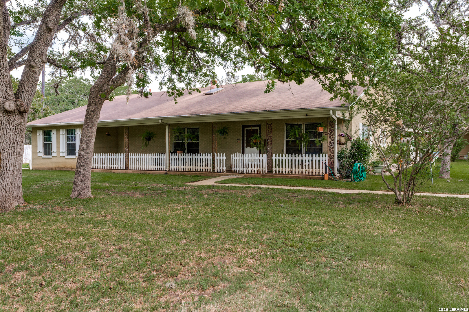 8910 Forest Trail — photo