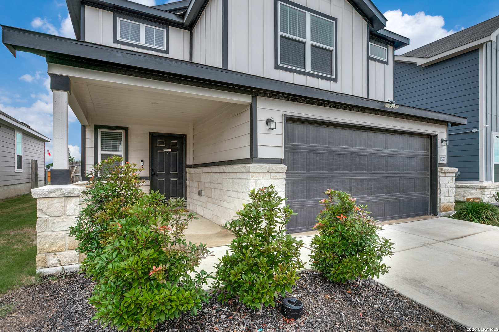 13923 Anchor Way — photo