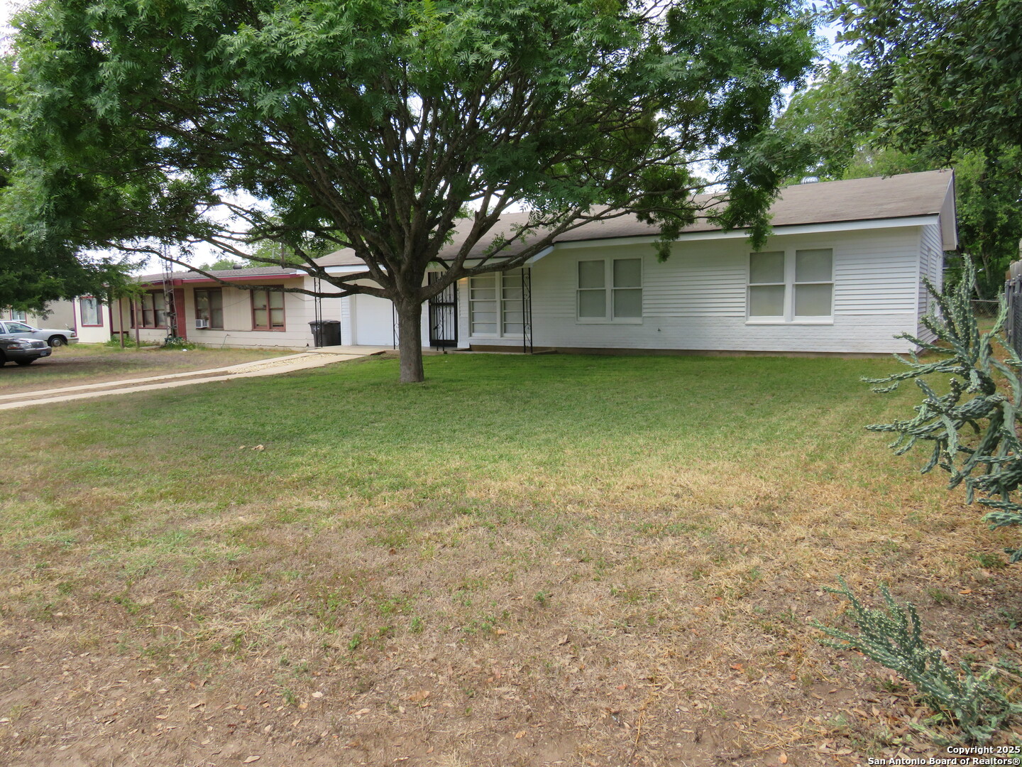419 Anton Drive — photo
