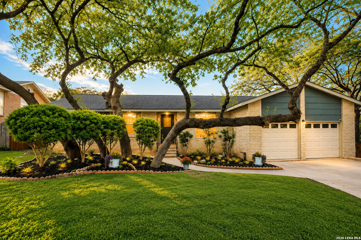 2102 Oak Ranch — photo