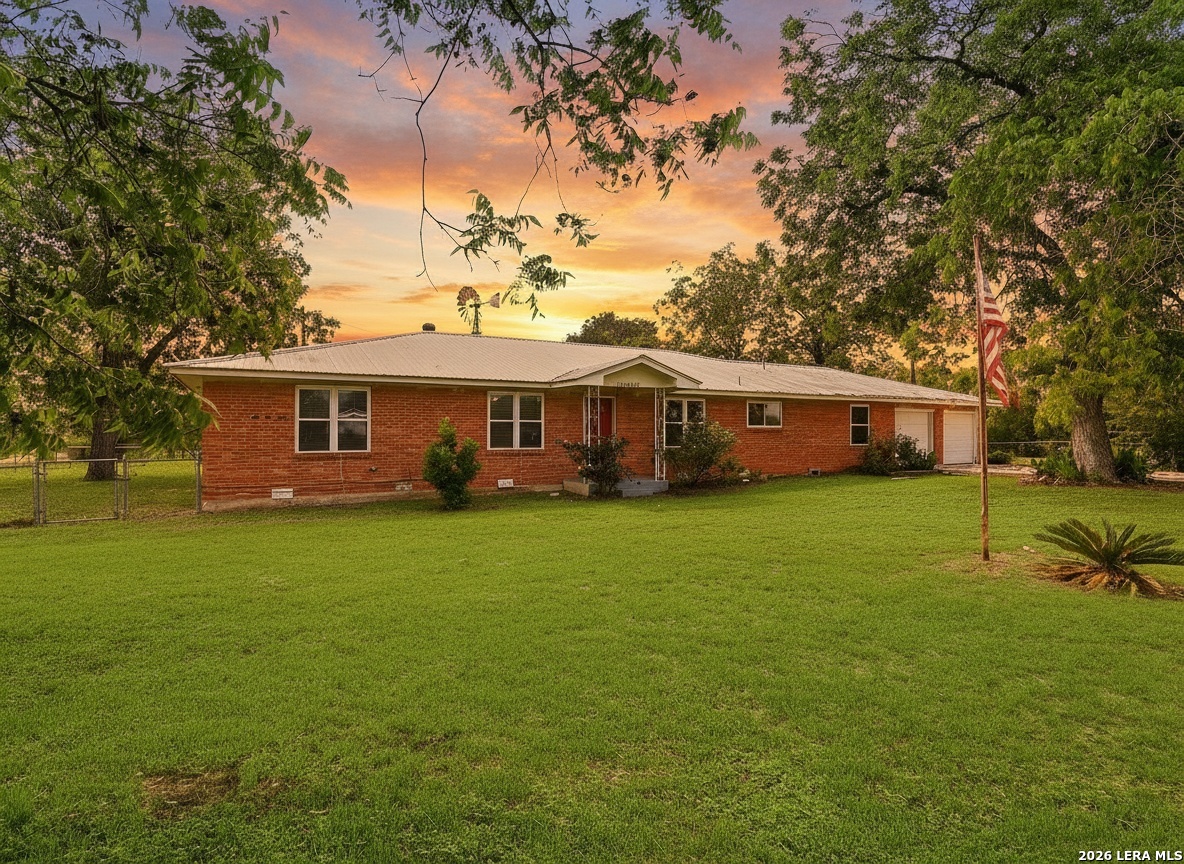 106 County Road 6611 — photo