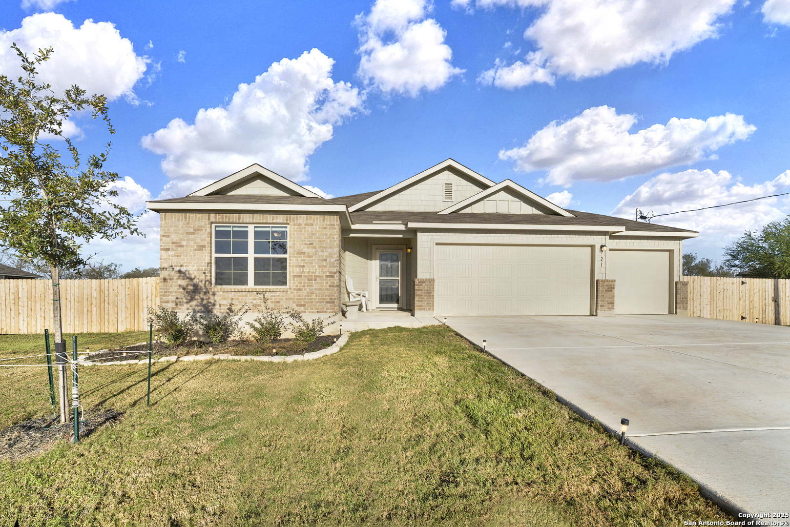 121 Cheyenne Drive — photo