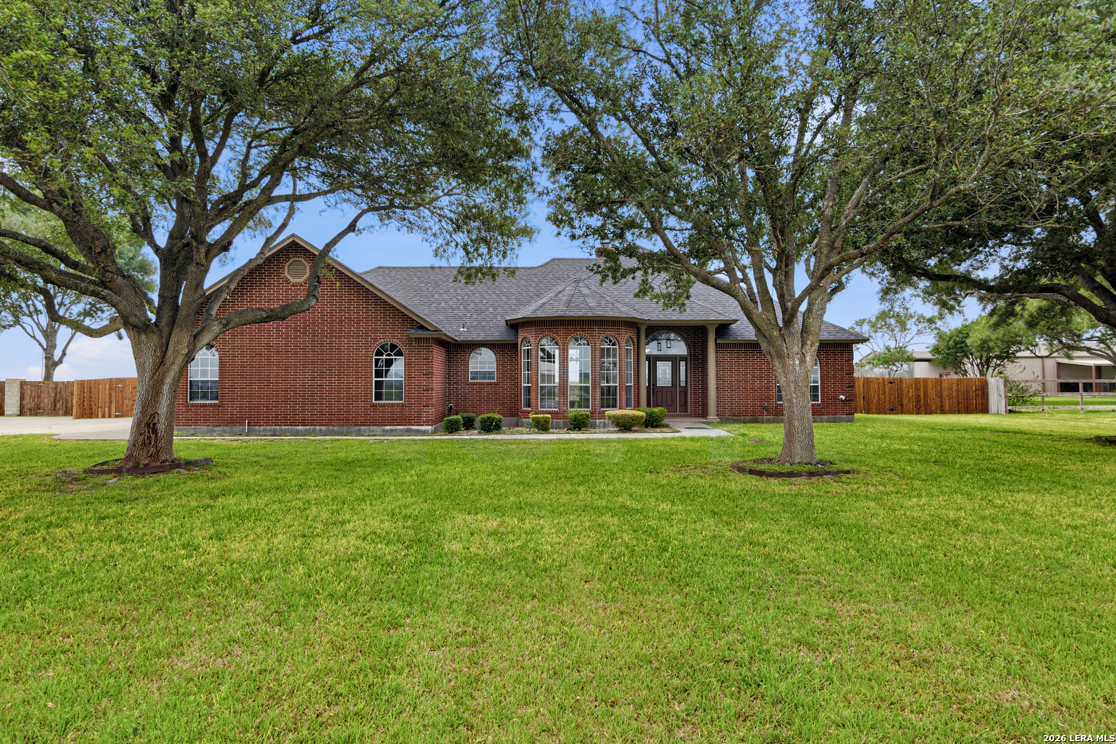 1031 FM 20 — photo