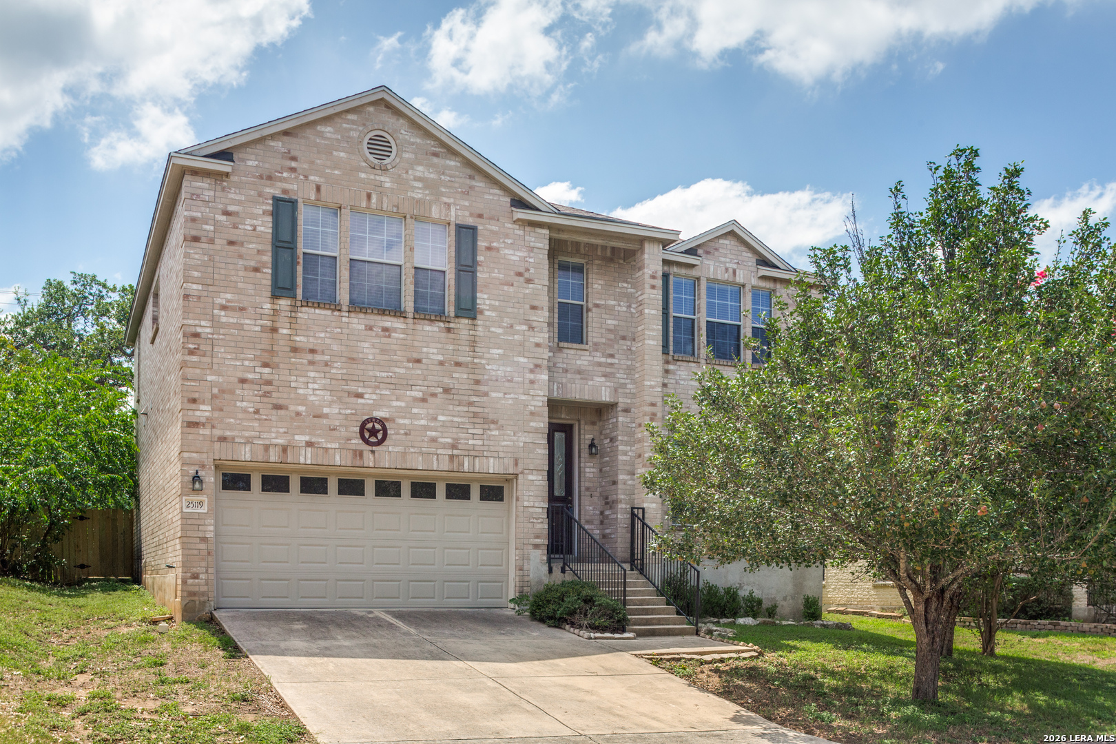 25119 Royal Land — photo